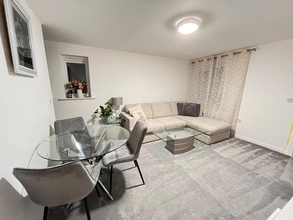 New Ollerton Parkgate Rest Apartamento Exterior foto