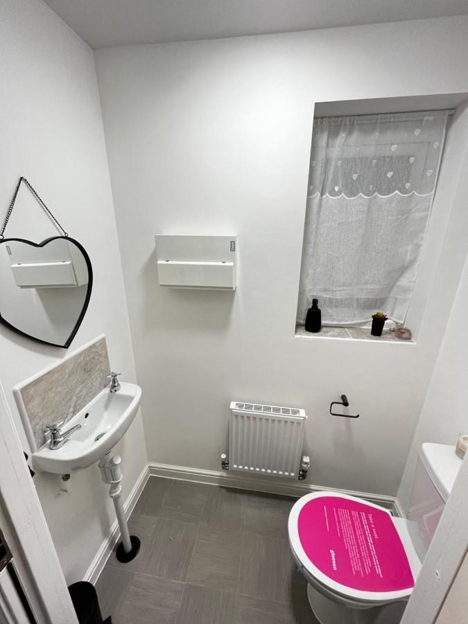 New Ollerton Parkgate Rest Apartamento Exterior foto