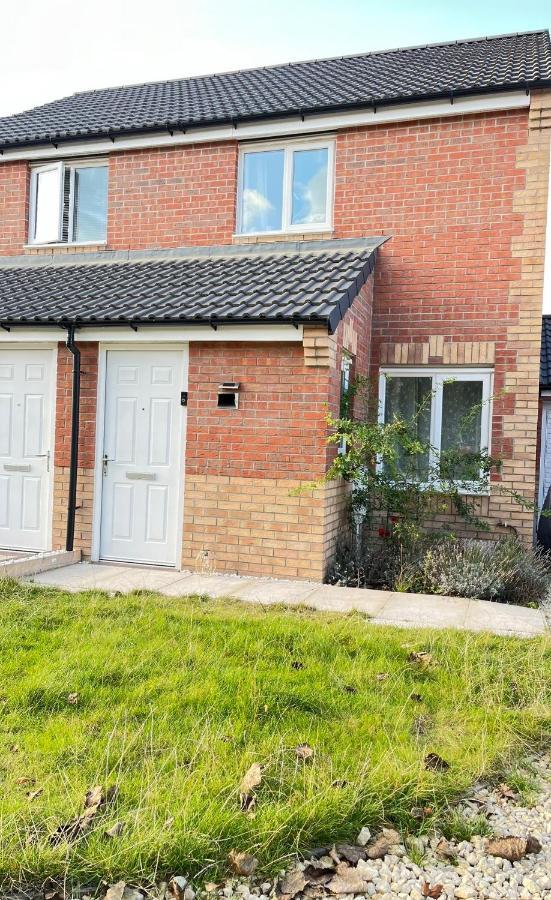 New Ollerton Parkgate Rest Apartamento Exterior foto